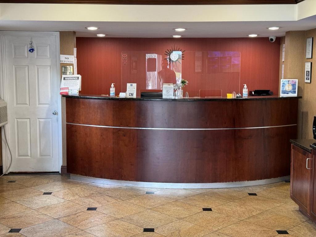 מילדג'וויל Heritage Inn מראה חיצוני תמונה