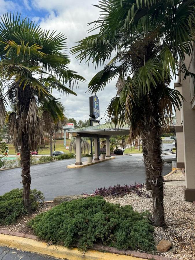 מילדג'וויל Heritage Inn מראה חיצוני תמונה