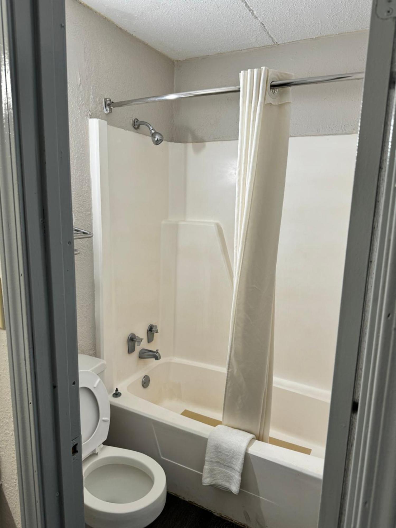 מילדג'וויל Heritage Inn מראה חיצוני תמונה